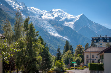 Fototapeta na wymiar Village de Chamonix Mont Blanc
