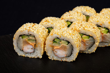Japanese roll with prawn