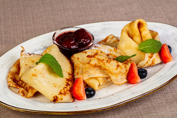 Crepes with jam