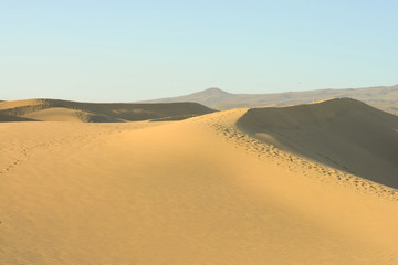 Obraz na płótnie Canvas a very hot day in the desert