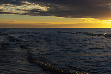 Morze Bałtyckie podczas zachodu słońca