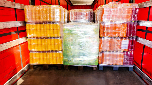 freight is fixed in the trailer . There is a loading to the truck trailer  . Truck Trailer . palletized cargo .  Guidelines on palletized cargo .  prepare freight shipments . 