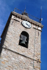 Mougins (Alpes-Maritimes) : village, ruelles et maisons