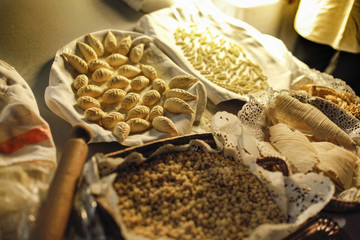 preparazione di pasta fresca - tipico piatto Sardo - Cullurgionis - obrazy, fototapety, plakaty