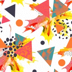 Zelfklevend Fotobehang Aquarel esdoornblad, driehoeken met minimale, grunge texturen, spatten © Tanya Syrytsyna