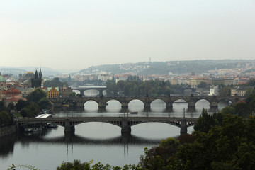 Вид с обзорной площадки на мосты Праги