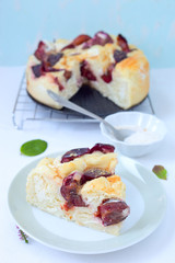 Pflaumenkuchen mit Quark