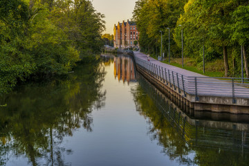 Fototapeta na wymiar Reflection on the river