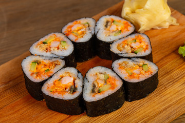 Roll with prawn and eel