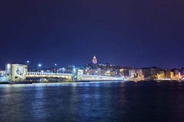 Obraz premium Galata tower and bridge at night