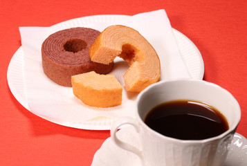バウムクーヘンとコーヒー