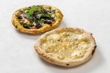 ピッツア　Italian home-made pizza
