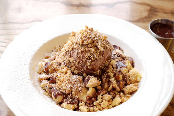 Chocolate ice cream with cookie