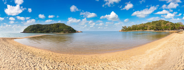 Fototapeta premium Mae beach on Phangan island