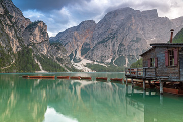 Spätsommerabend am Pragser Wildsee, Südtirol 