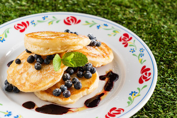 pancakes with blueberries
