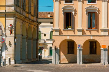 Obraz na płótnie Canvas Montagnana, Italy August 27, 2018: Beautiful building on a city street.