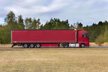 Roter LKW