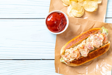homemade lobster roll