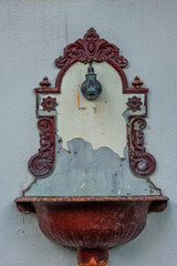 Antikes Waschbecken in Altbau