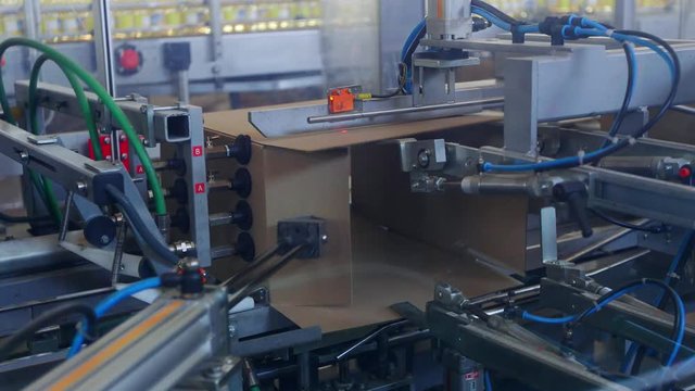 Packaging machine box industry production
