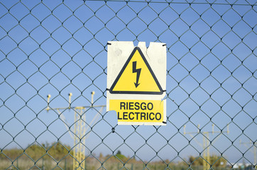 Señal de riesgo electrico