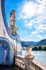 Blick vom Stift Dürnstein auf die Donau