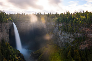 Helmcken Falls im Wells Gray Provincial Park