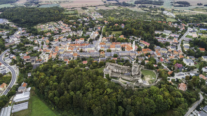 Fototapeta na wymiar Bolków panorama na zamek i miasto z lotu ptaka