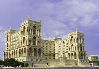 Fototapeta na wymiar Baku Government House Side View