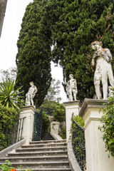 Obraz premium Classical statues at the Achillion Palace on the island of Corfu.