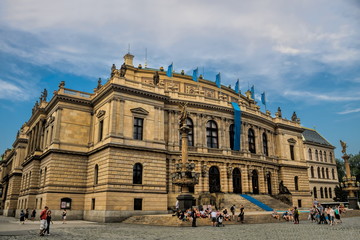 Fototapeta na wymiar Prag, Rudolfinum