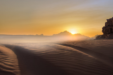 Wadi Rum - Sunset - Jordan - Desert - Dunes - Lines
