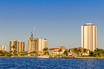 Obraz premium Apartment buildings and luxury houses in West Palm Beach, Florida
