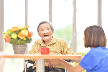 老人介護施設・母９０歳の誕生日