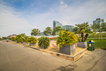 Der neue Copa Beach an der Neuen Donau im Sommer, in Wien, Österreich