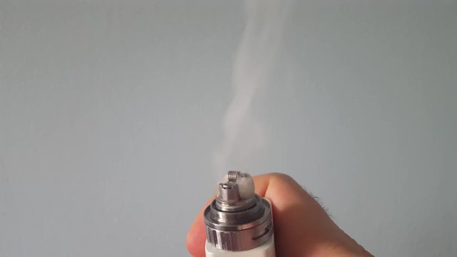 Vape Coil From a RBA/RDA Mod Glows Red