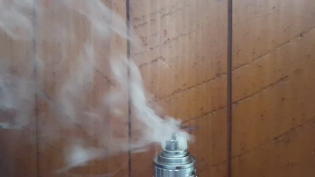 Vape Mod Coil Vaporizes E-Liquid 02