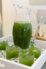 Jugo verde - Combinación de frutas cítricas