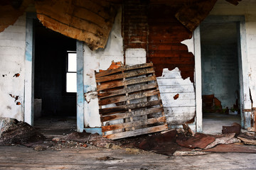Fototapeta na wymiar Creepy Abandoned House Interior 