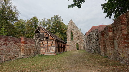 Fototapeta na wymiar Kloster Lindow