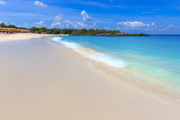 Mullet bay beach in st. Maarten