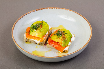 Bruschetta with salmon and avocado