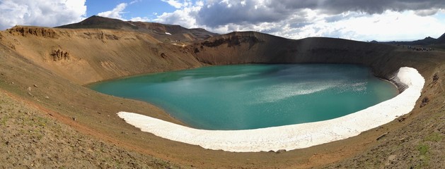 Cratère de Stora-Viti © Alain Crépin