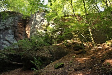 Die Elfengrotte bei Eisenach im Herbst
