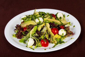 Salad with avocado