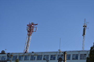 antenna on the roof of building