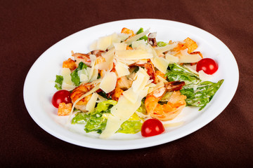 Caesar salad with prawn