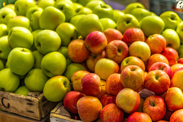 apples on sale