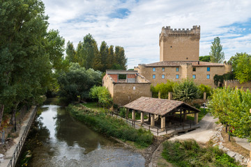Fototapeta na wymiar beautiful town of la rioja, Spain